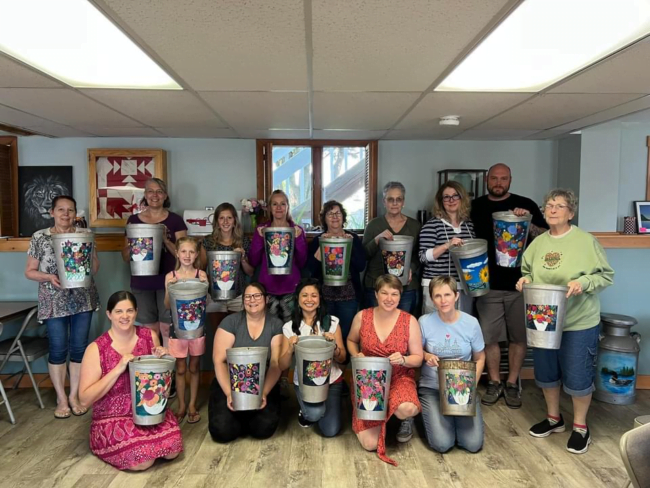 painting on sap buckets